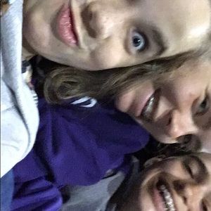 Meet your Posher, Noelle